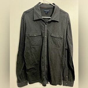Banana Republic 100% cotton jersey, 2-pocket long sleeve button-down shirt. XL